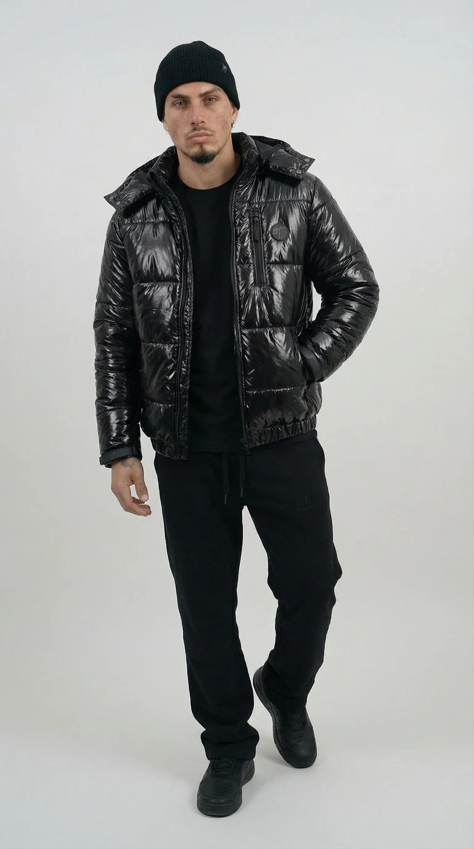 Streetwear Outfits für den Winter entdecken