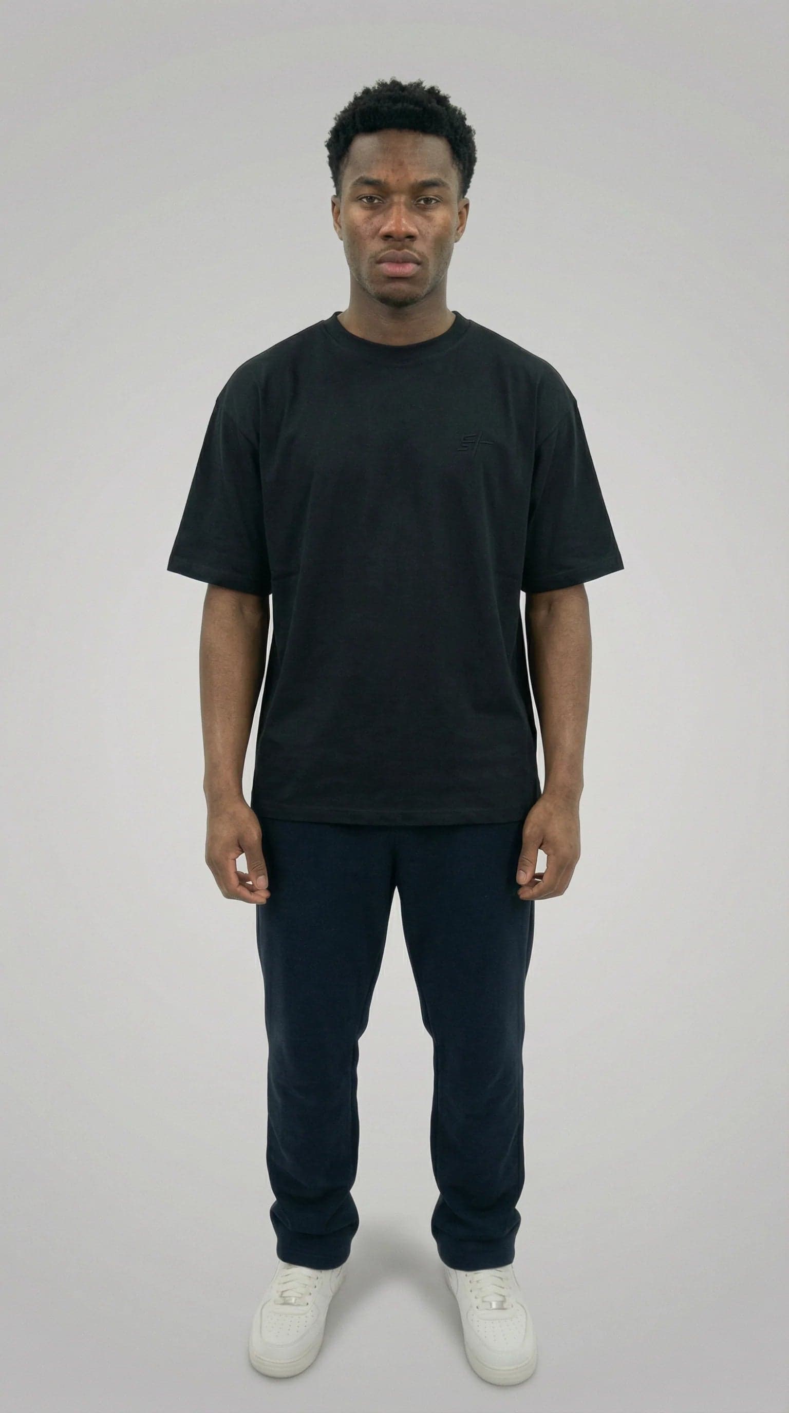 Streetwear T-Shirts in Frankfurt kaufen – Streetwear mit Premium Komfort