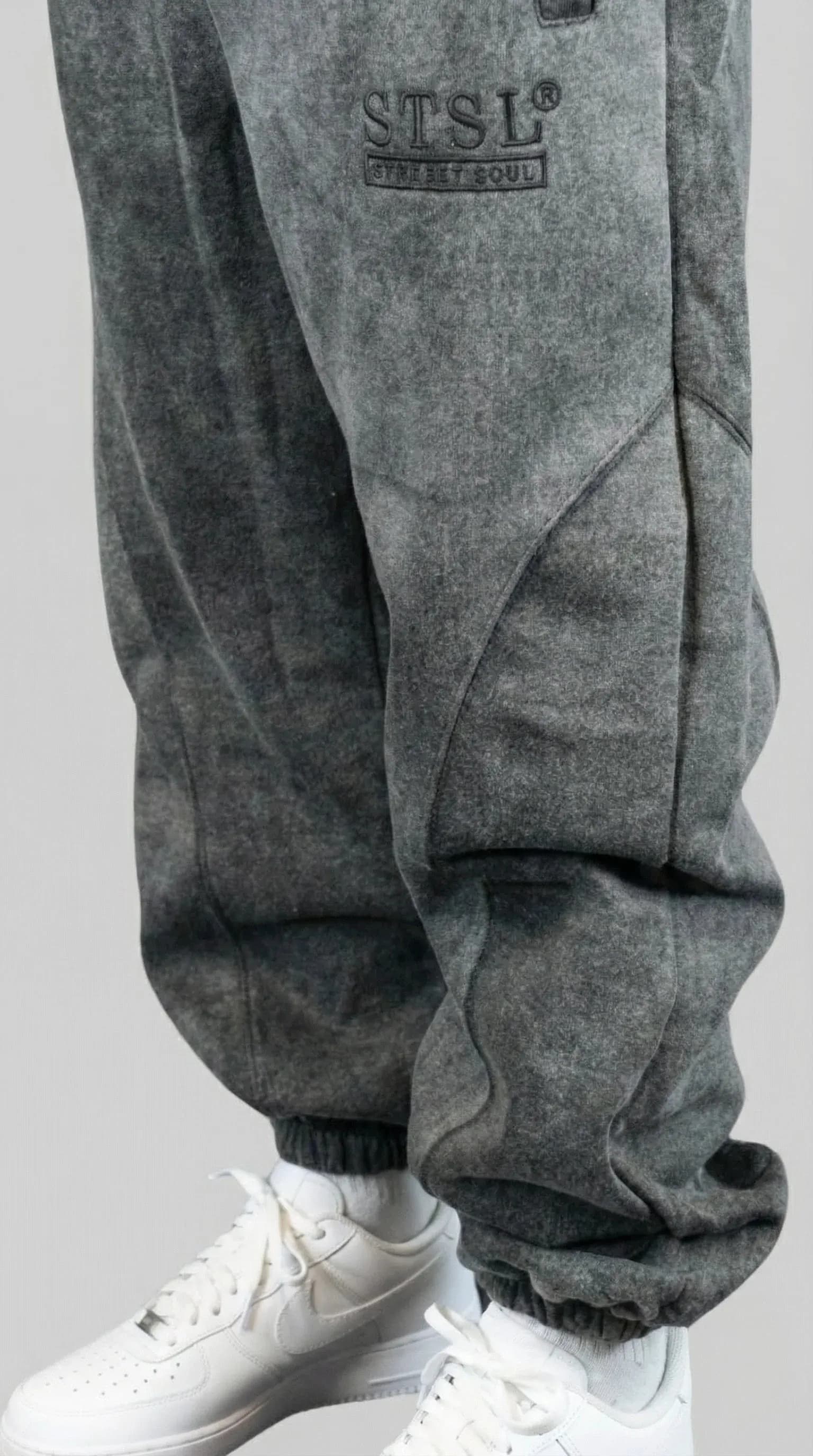 Jogger Basic Shadow Black Edition