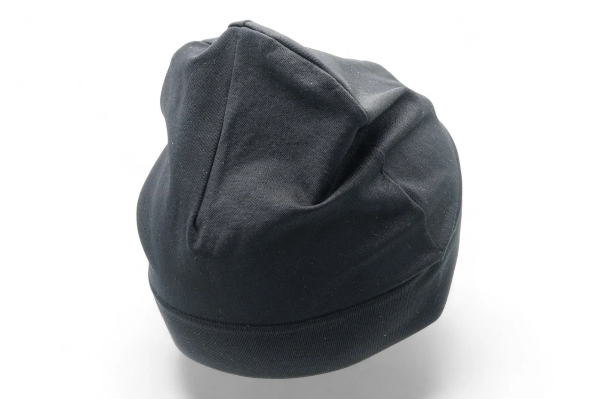 Beanie black STSL logo grey