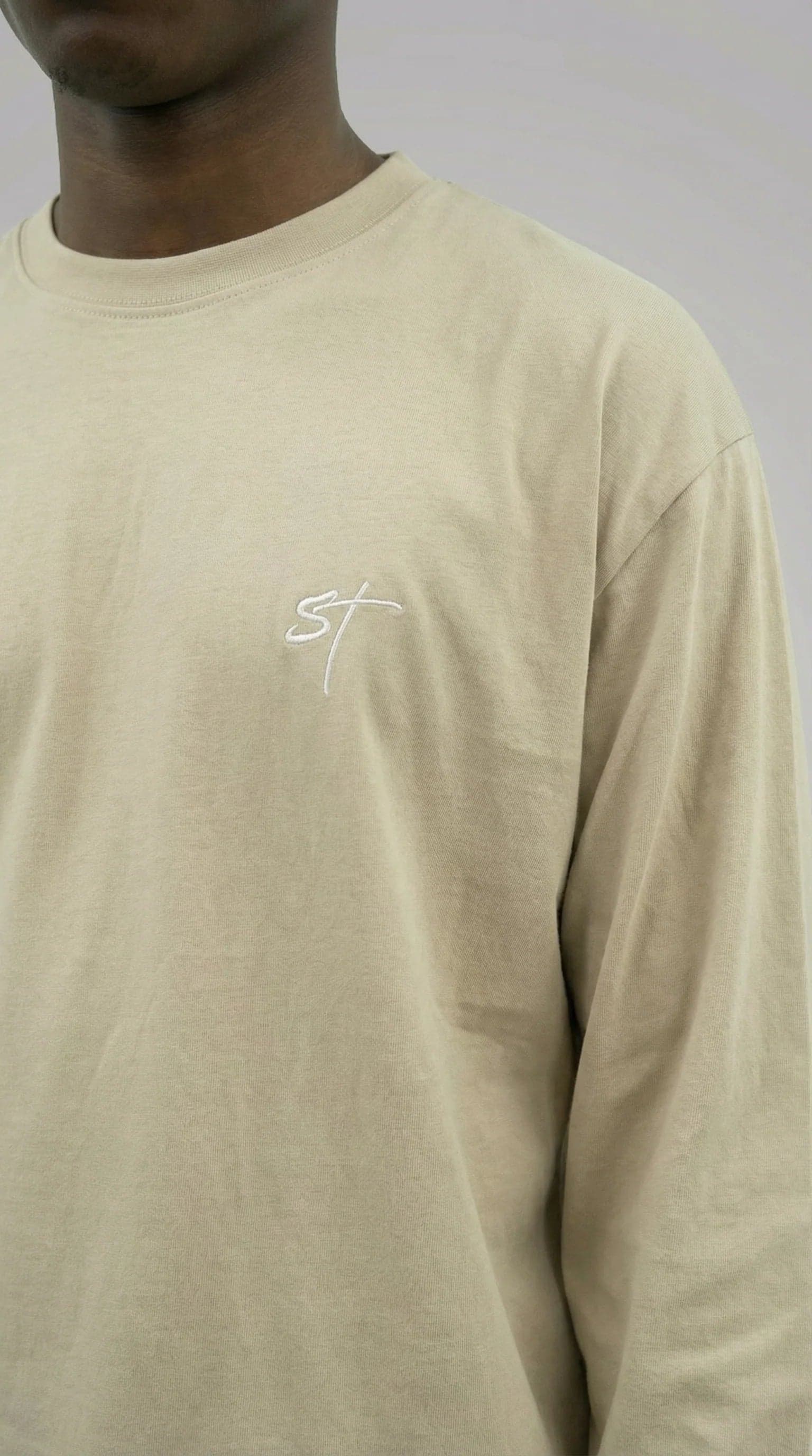 Warum Longsleeves perfekt für Streetwear-Style sind