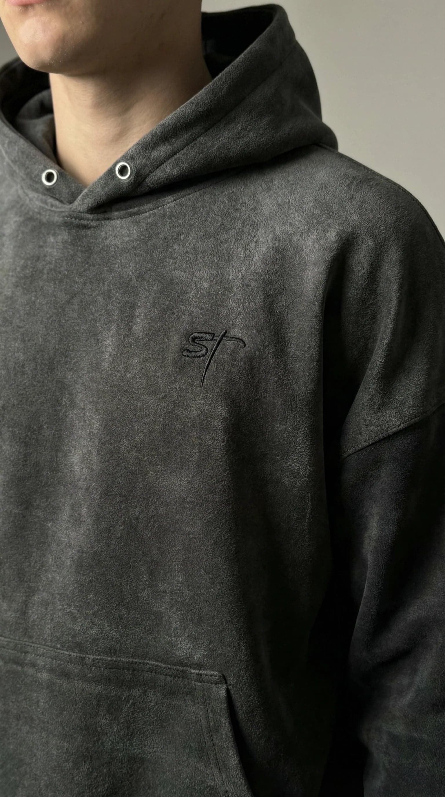 So bleibt dein Hoodie lange weich und formstabil