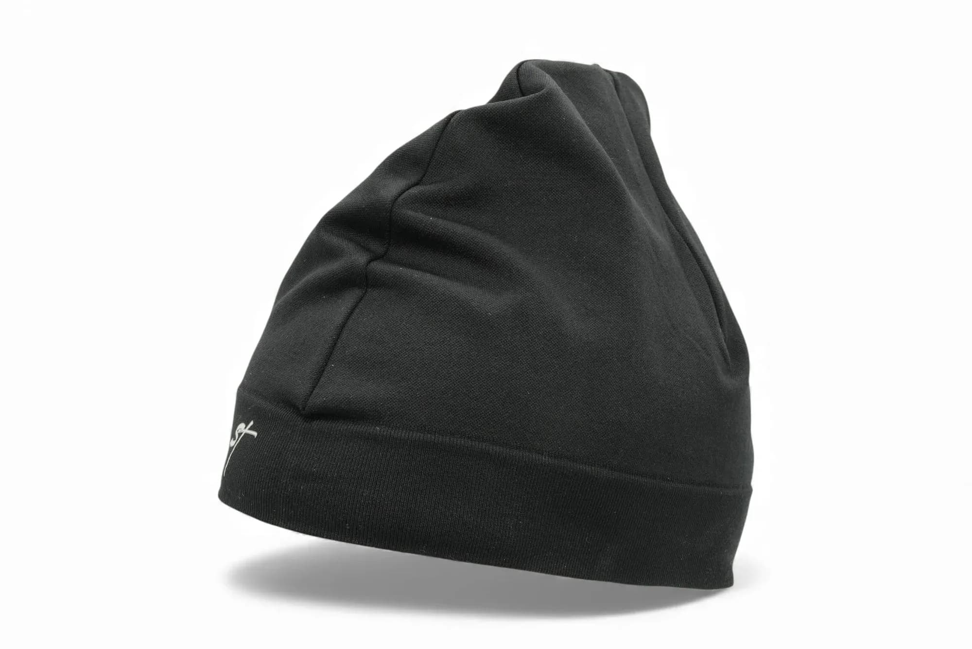Beanie black ST logo