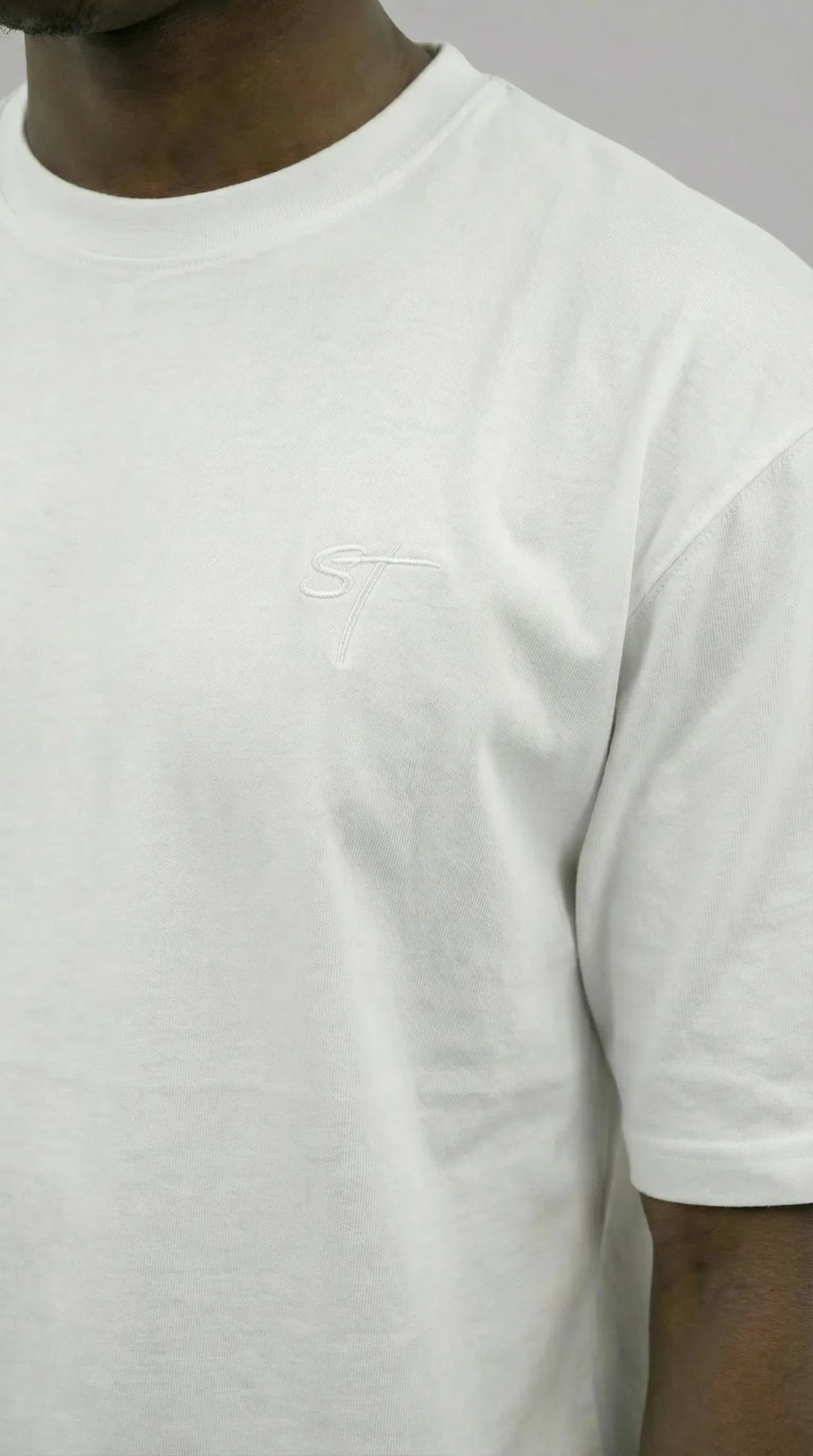 T-Shirt pure white, ST 220 GSM